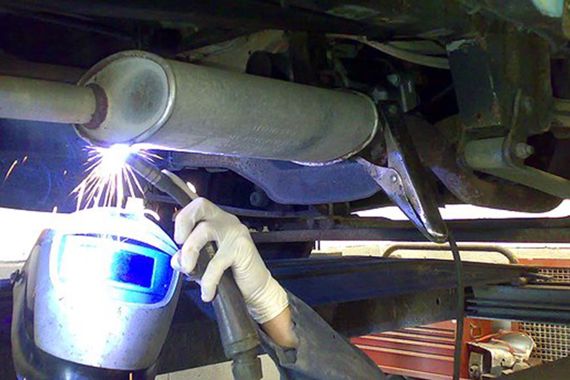 Uno dei nostri operai specializzati al lavoro